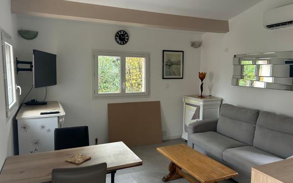 Appartement à louer    2 pièces •  Marguerittes