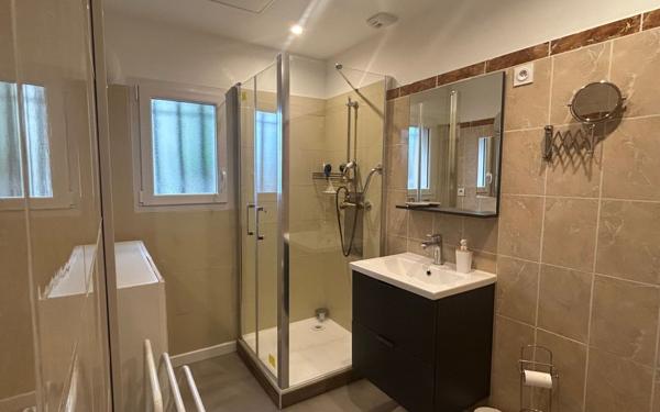 Appartement à louer    2 pièces •  Marguerittes