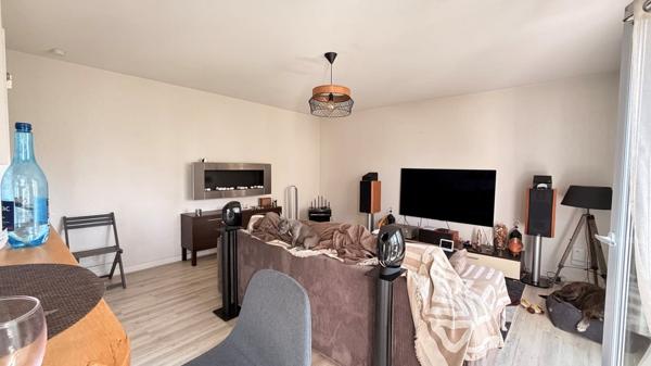 Appartement t2 + parking