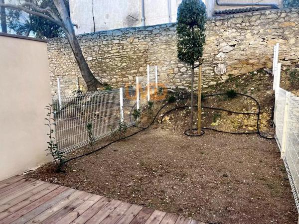 Villa Moderne à Nîmes: Confort et Écologie