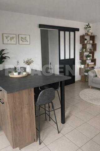 Appartement T3 avec terrasse, piscine et tennis - Montauban