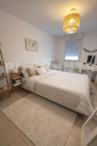 Appartement T3 avec terrasse, piscine et tennis - Montauban