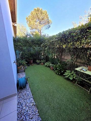 Appartement T3 double terrasse dans résidence sécurisée avec place parking