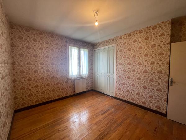 Grande maison familiale à Chomérac.