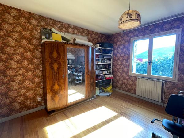 Grande maison familiale à Chomérac.