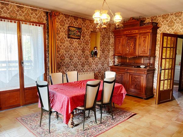 Grande maison familiale à Chomérac.