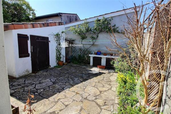 Maison à vendre  1 pièce - 69,78 m 2   ST MEDARD EN JALLES  - 33