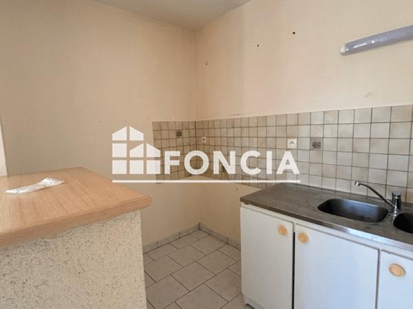 Location Appartement 3 pièces 50 m² - 9 RUE DES BICHOUSIERES Le Lude 72800
