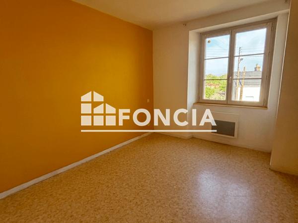Location Appartement 3 pièces 50 m² - 9 RUE DES BICHOUSIERES Le Lude 72800