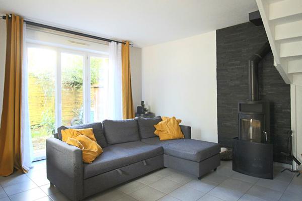 Maison 3 chambres avec jardin et parking