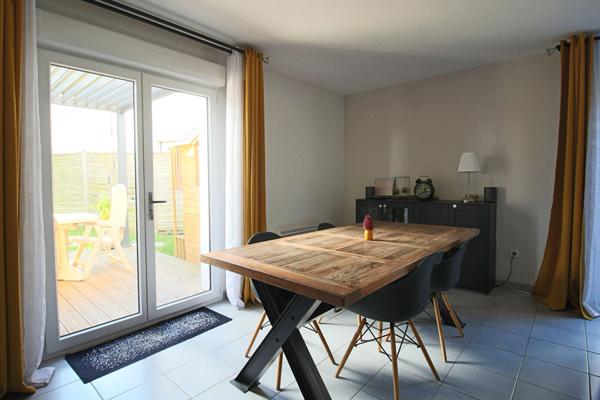 Maison 3 chambres avec jardin et parking