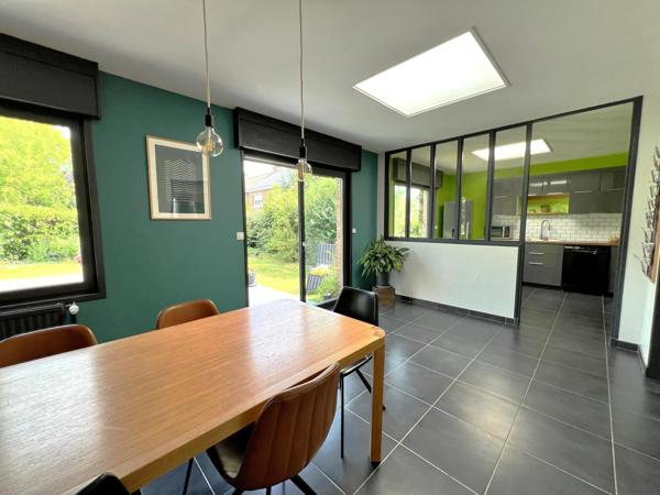 Maison à NEUVILLE-EN-FERRAIN, 59960 - 6 pièces 145m²