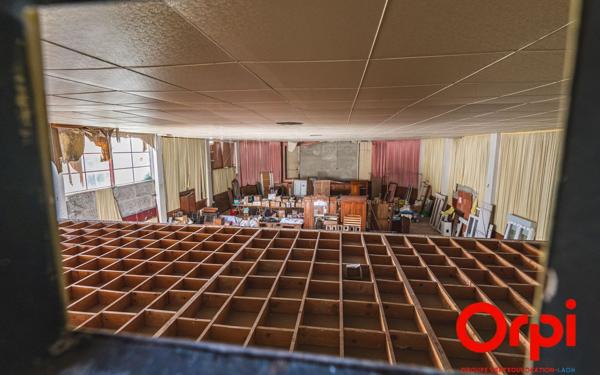 Immeuble à vendre    10 pièces •  La Fère