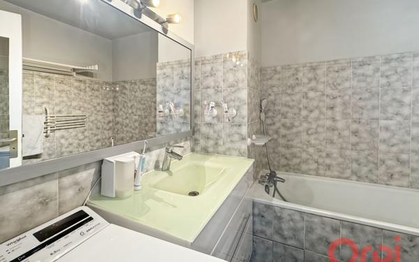 Appartement à vendre    3 pièces • 72,80 m2 Bagnolet