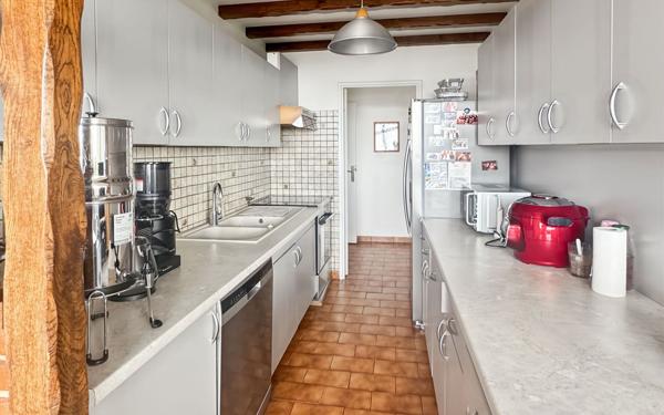 Appartement à vendre    3 pièces • 72,80 m2 Bagnolet