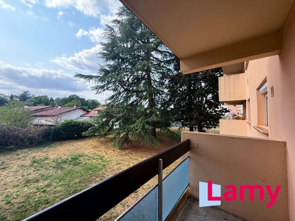 Appartement + cave + stationnement extérieur