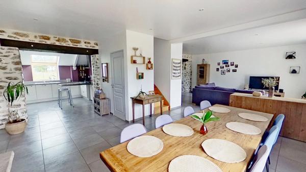 Belle rénovation pour cette maison en pierre - 4 chambres - Bains sur Oust