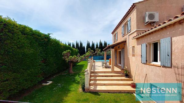 Maison Istres, T4, 3 chambres dont une au rez-de-chaussée, 100m², terrasse de 90m², piscine et jardin