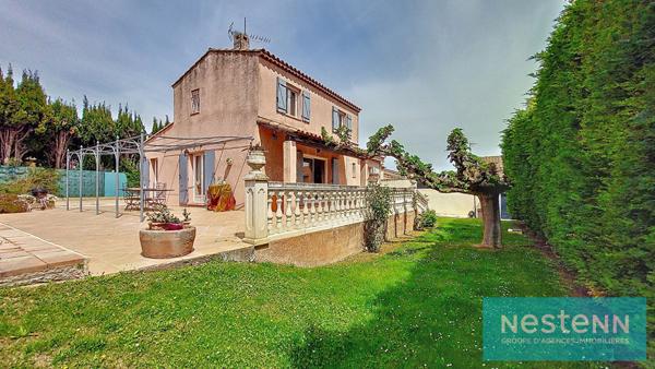 Maison Istres, T4, 3 chambres dont une au rez-de-chaussée, 100m², terrasse de 90m², piscine et jardin