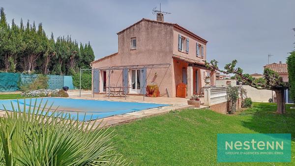 Maison Istres, T4, 3 chambres dont une au rez-de-chaussée, 100m², terrasse de 90m², piscine et jardin