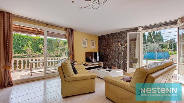 Maison Istres, T4, 3 chambres dont une au rez-de-chaussée, 100m², terrasse de 90m², piscine et jardin