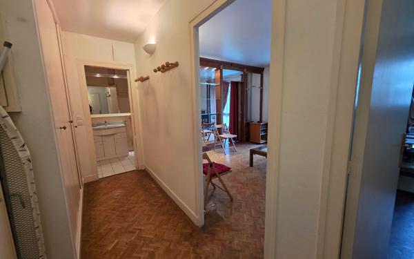 Appartement à louer    2 pièces • 42,59 m2 Paris 12