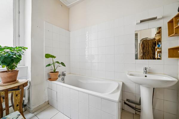 Lyon 2 – Quartier d'Ainay | Appartement 3 pièces de 58 m² au charme préservé