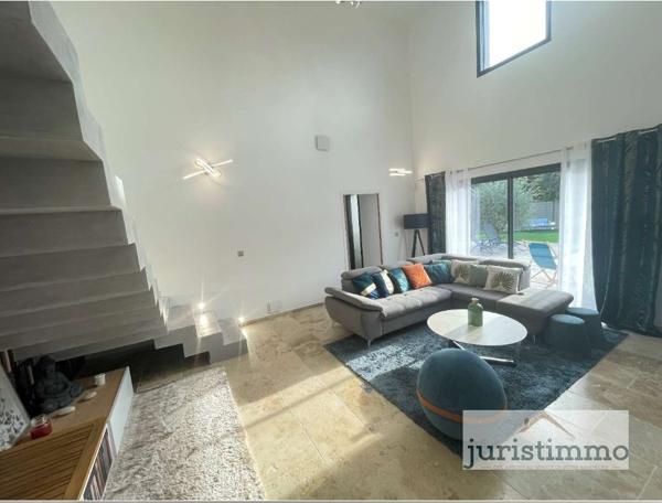 Rochegude (26790) Exclusivité Juristimmo: Magnifique Villa Contemporaine (2019) à Rochegude (Drôme), aux Portes du Vaucluse