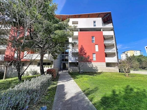 Port Marianne – La Lironde : T2 lumineux de 42 m² avec loggia et parking en sous-sol