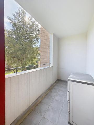 Port Marianne – La Lironde : T2 lumineux de 42 m² avec loggia et parking en sous-sol