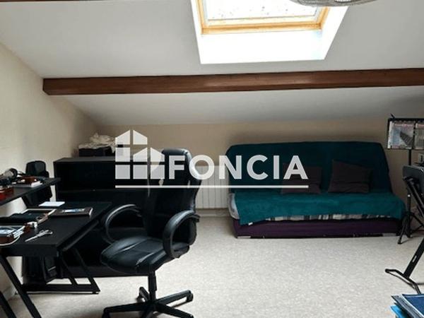 Location Appartement 3 pièces 65.6 m² - 5 RUE DOCTEUR LOUIS VITAUT Charlieu 42190