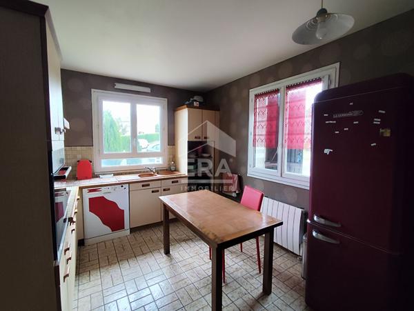 Maison plain pied au calme proche bourg