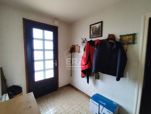 Maison plain pied au calme proche bourg