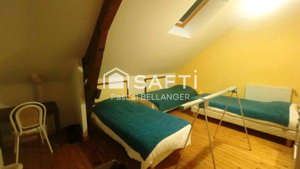 Idéal chambre d'hôtes, affaire exceptionnelle, restaurant typique en bord de Sioule