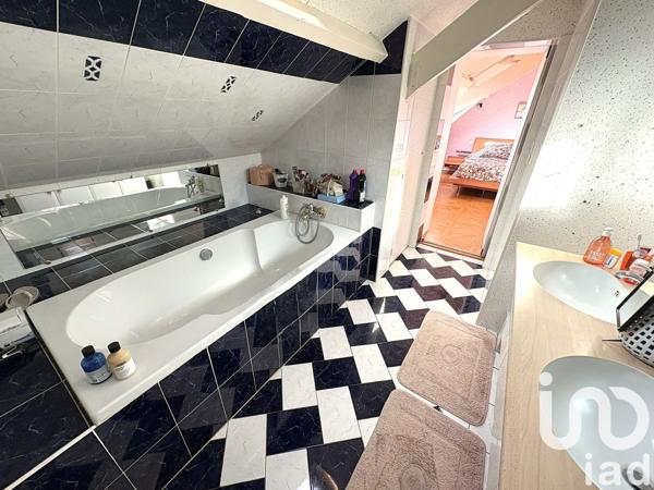 Maison à vendre 6 pièces 179 m² Parthenay