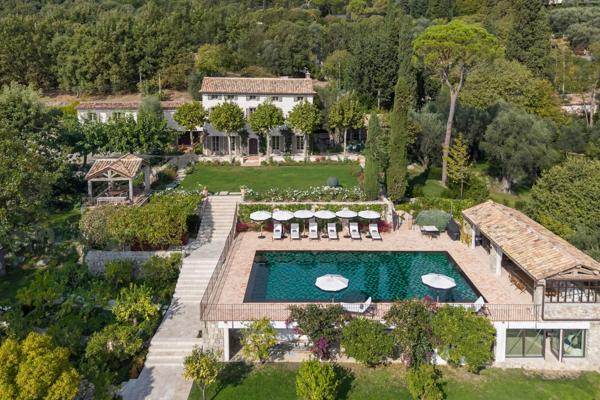 Bastide de charme avec vues panoramiques