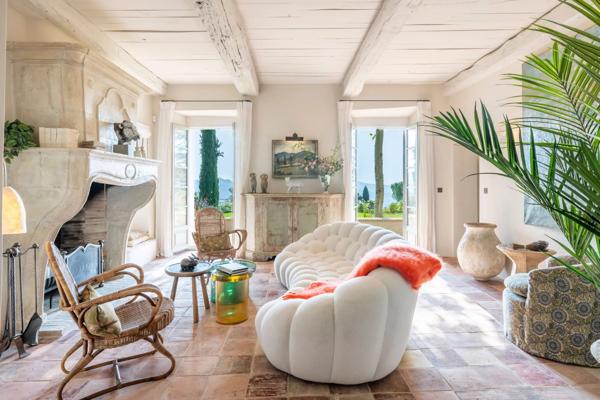 Bastide de charme avec vues panoramiques