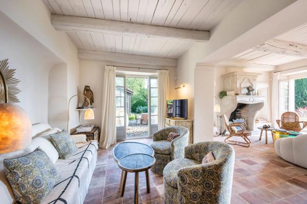 Bastide de charme avec vues panoramiques