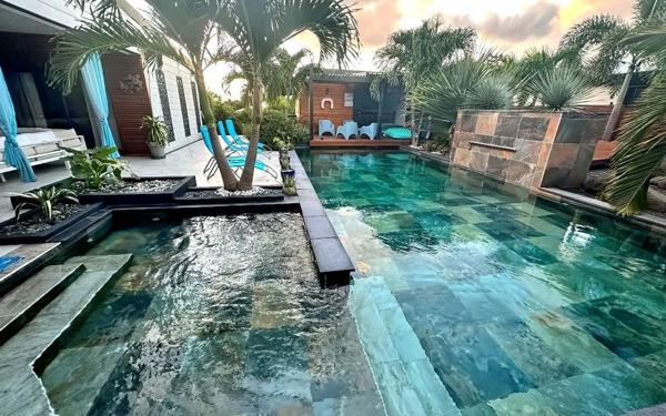 Maison à vendre    12 pièces •  Saint-François