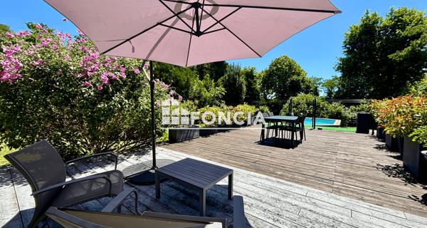 À vendre Maison 5 pièces 98.62 m² - Saintes 17100