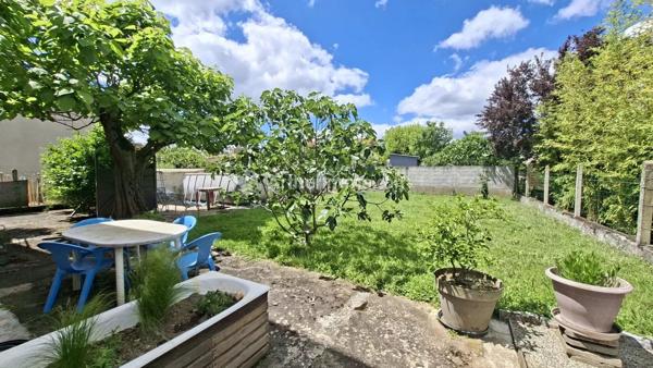 Vente                                                      Maison
                        
                     6 pièces                      124 m2                     à Castres