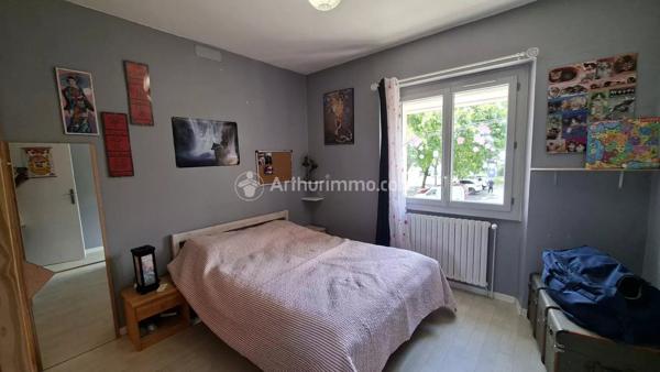 Vente                                                      Maison
                        
                     6 pièces                      124 m2                     à Castres
