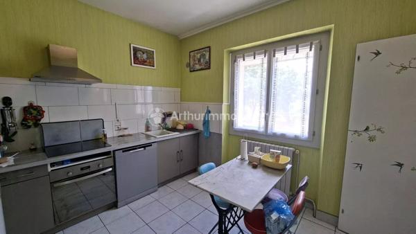 Vente                                                      Maison
                        
                     6 pièces                      124 m2                     à Castres