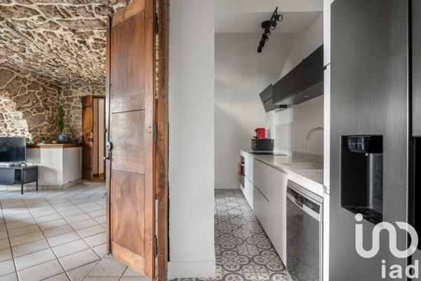 Appartement 5 pièces de 150 m² à Claix (38640)