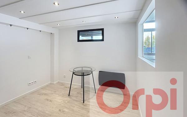 Appartement à vendre    3 pièces • 72 m2 Clamart