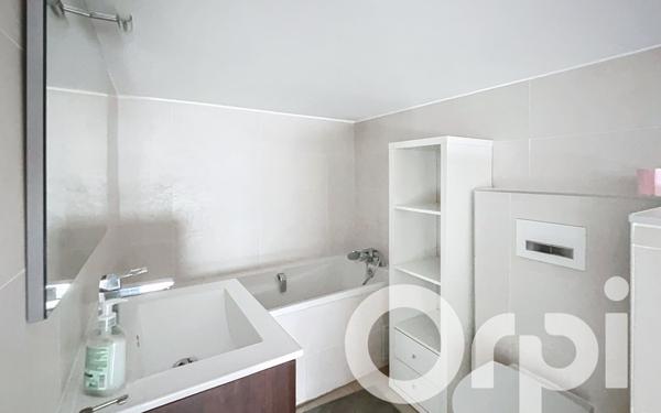 Appartement à vendre    3 pièces • 72 m2 Clamart