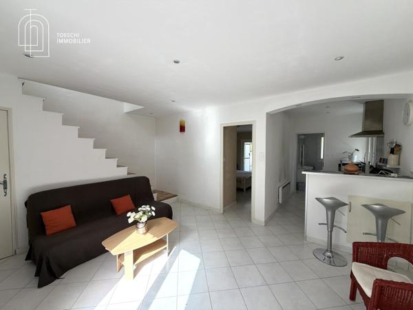 Maison 170 m² avec appartement indépendant, piscine chauffée