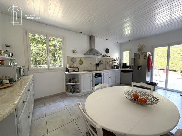 Maison 170 m² avec appartement indépendant, piscine chauffée