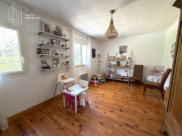 Maison 170 m² avec appartement indépendant, piscine chauffée