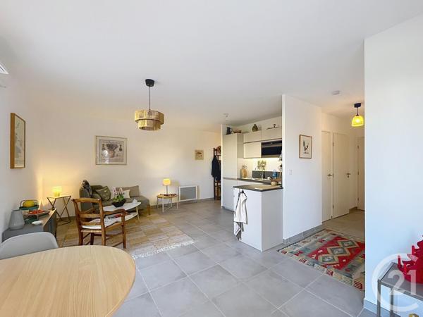 Appartement T3 à vendre  3 pièces - 65 m2 CAVALAIRE SUR MER - 83